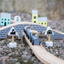 Load image into Gallery viewer, Wooden train set
