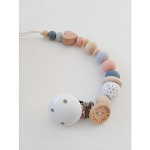 Pacifier clip