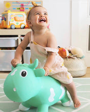 Load image into Gallery viewer, Bella the cow Junior
