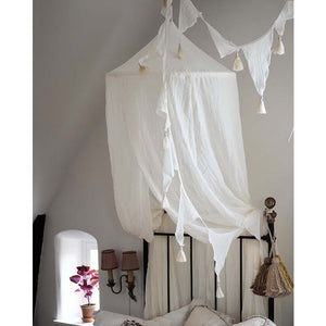 Bed canopy white