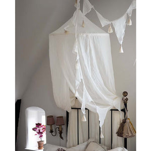 Bed canopy white