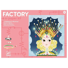 Load image into Gallery viewer, Factory art - Tiara
