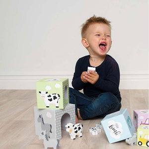 Stacking cubes animals