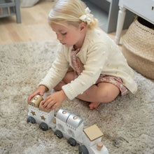 Load image into Gallery viewer, Train with blocks silver line
